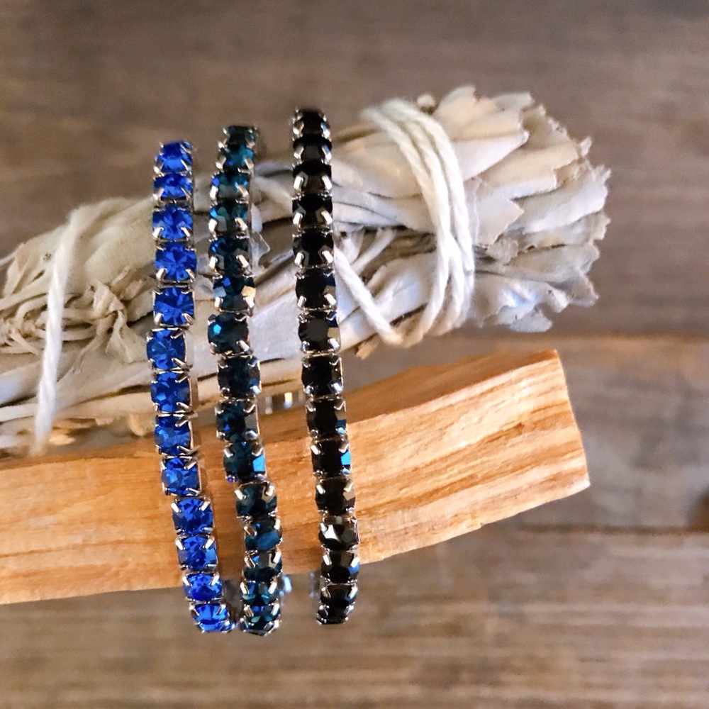 Water element gemstone stretch bracelet